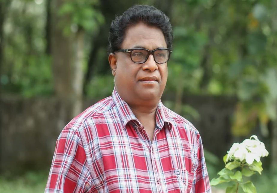 കാരൂർ സോമൻ